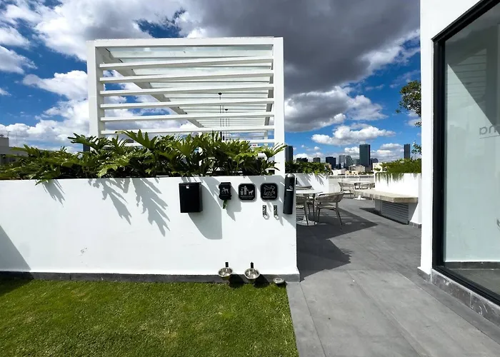 Roma-condesa · Terraza Privada + Queen · A/c Apartamento